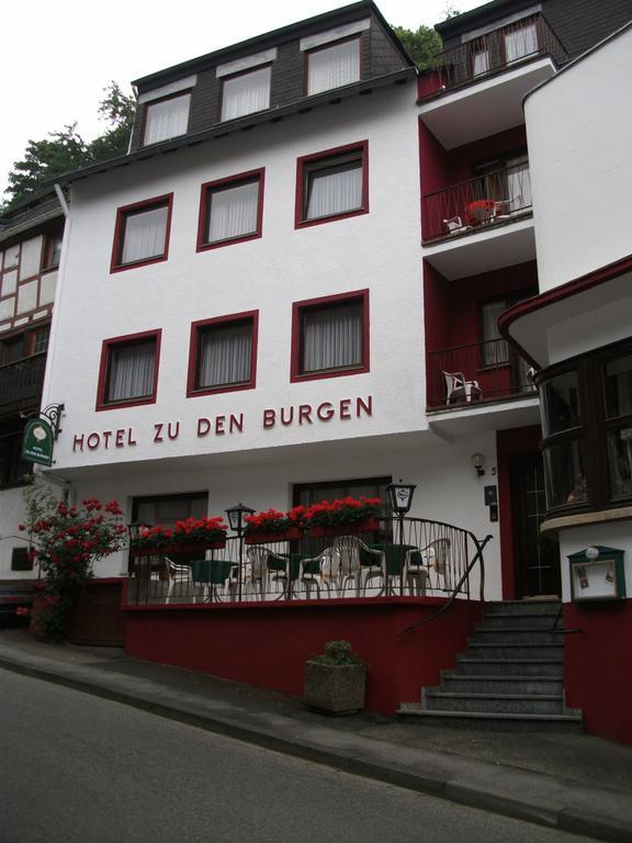 Hotel Zu Den Burgen Камп-Борнгофен Номер фото